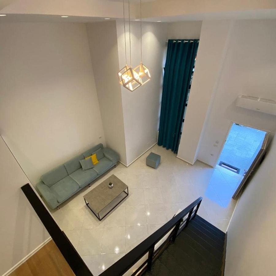 Apartament Me Qera Dublex Lungomare วญอเรอ ภายนอก รูปภาพ